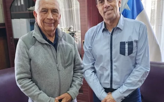 Grupo D&C se reúne con alcalde de San Antonio